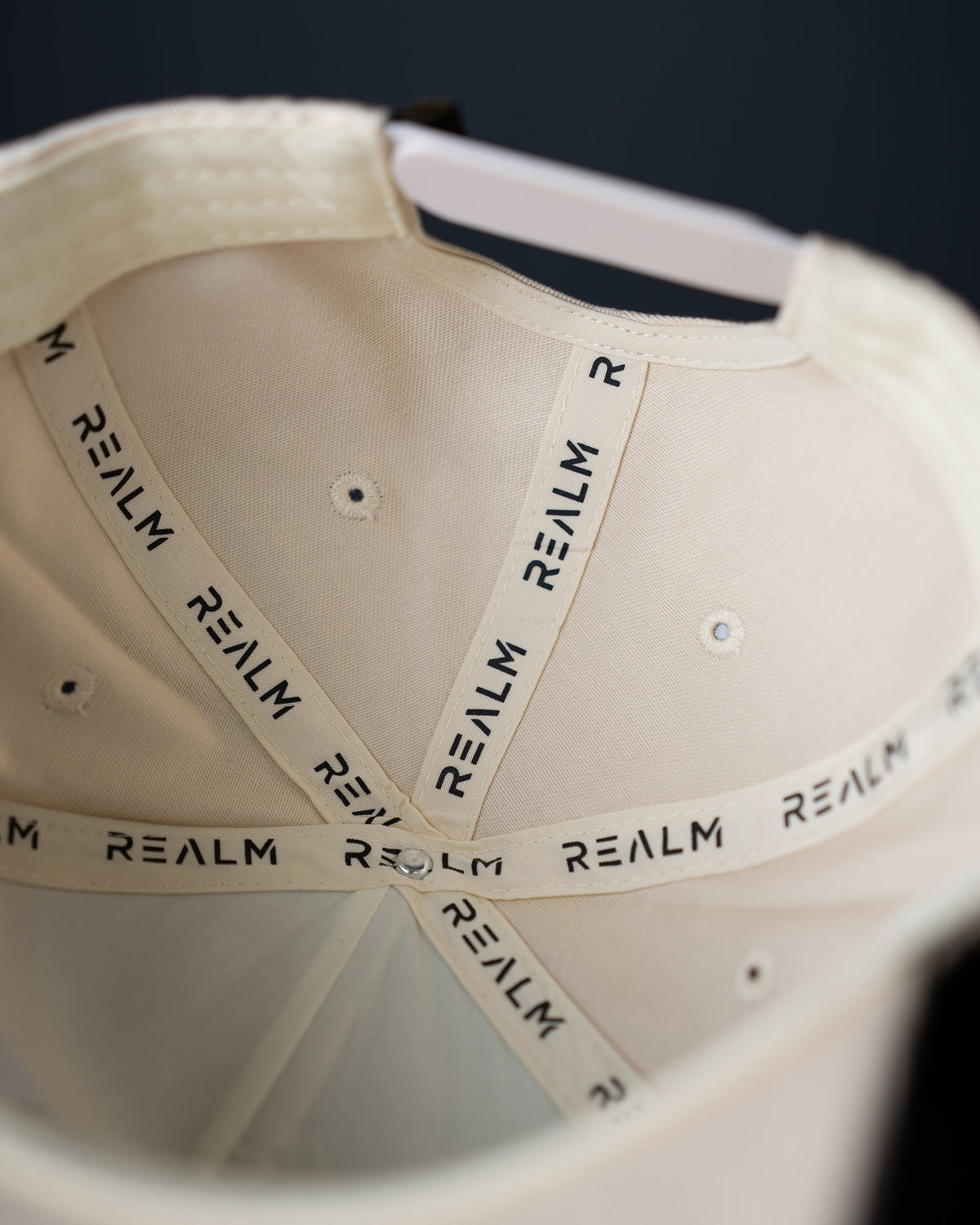 SIGNATURE REALM HAT