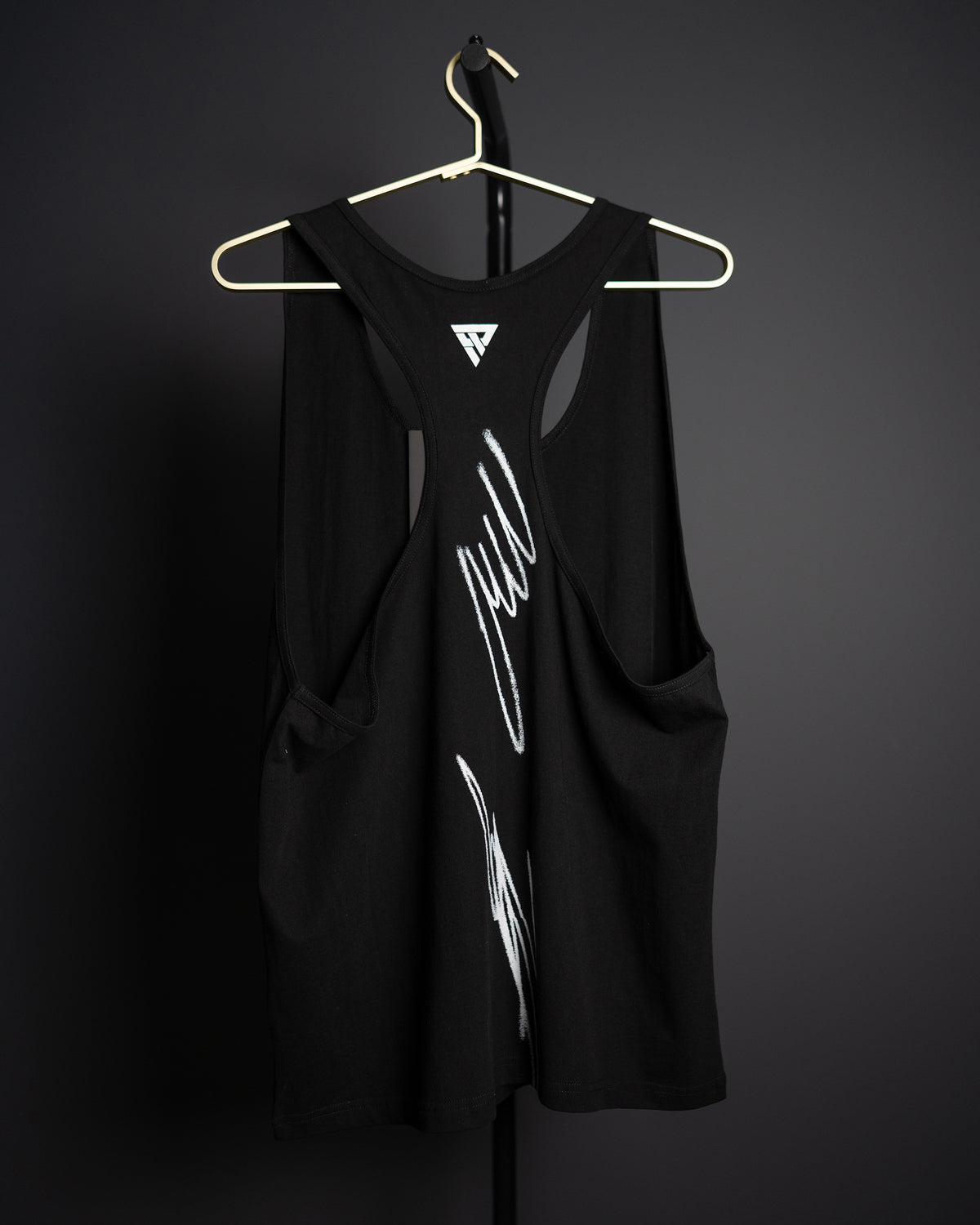 SIGNATURE STRINGER
