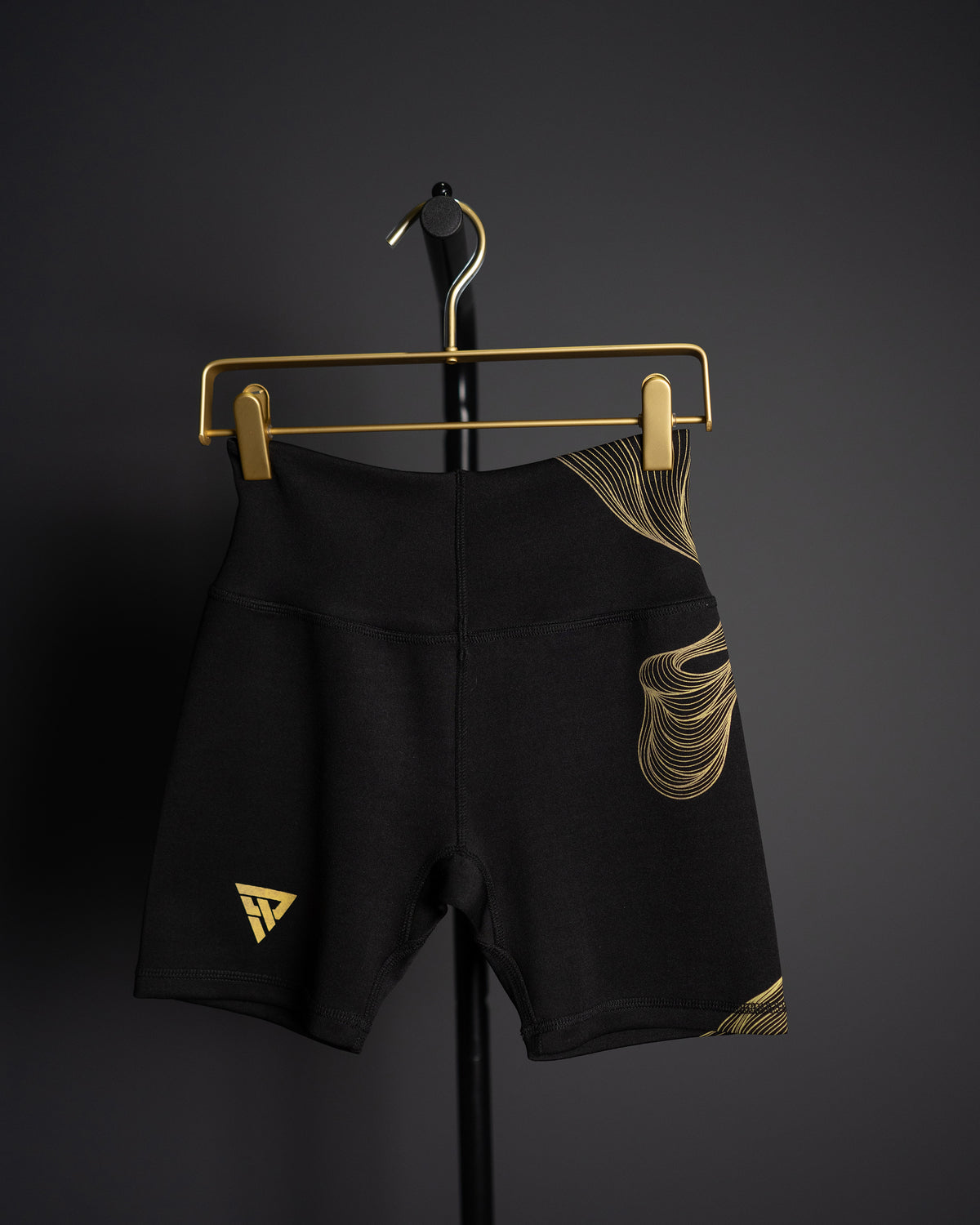 WOMENS REALM SHORTS