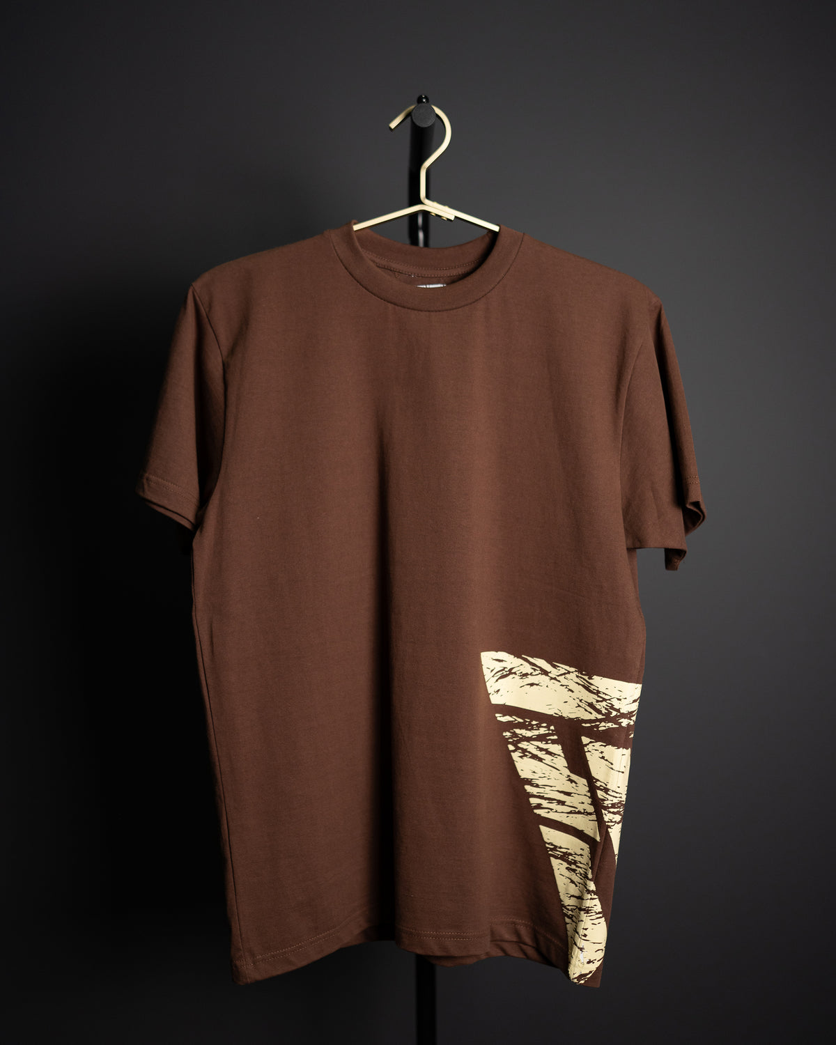 DISTRESSED HEAVYWEIGHT REALM TEE